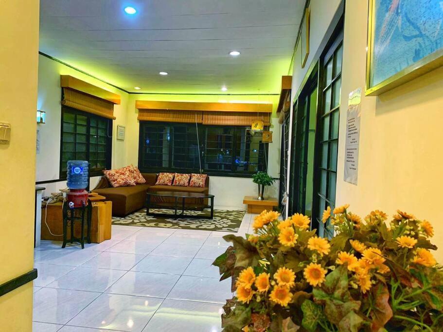 Designer Villa Osaka Puncak Exterior foto