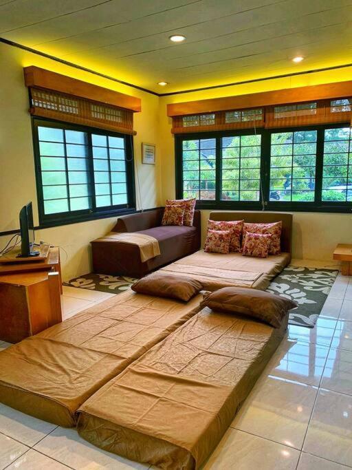 Designer Villa Osaka Puncak Exterior foto